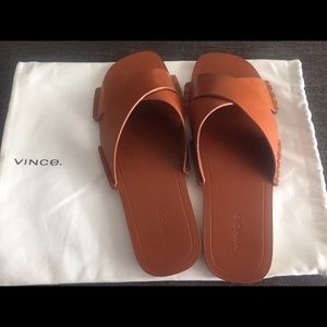 Vince Size 8 Tan Leather Slides